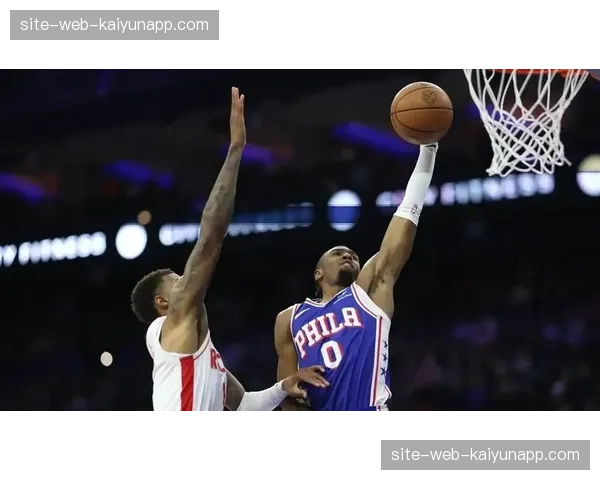 76人恩比德与马克西进攻高效 但防守端隐患可能成为季后赛短板